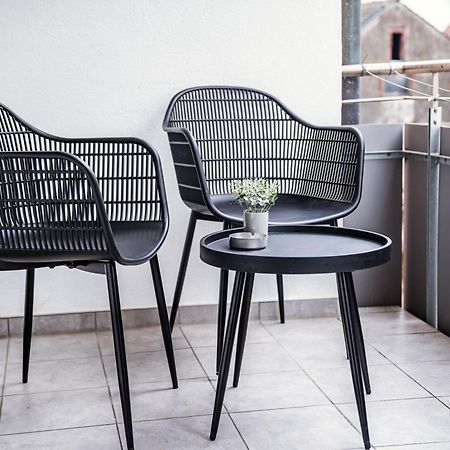Ferienwohnung Ella - Direkt Am Bodensee Friedrichshafen Eksteriør bilde