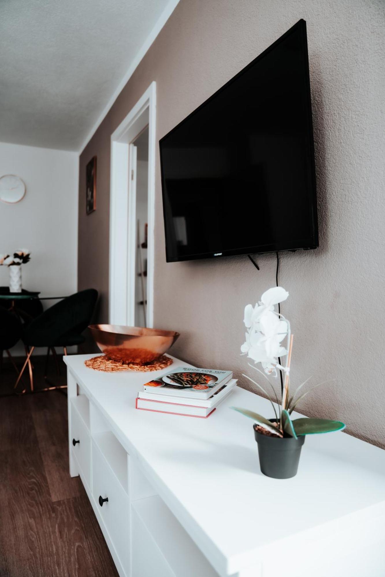 Ferienwohnung Ella - Direkt Am Bodensee Friedrichshafen Eksteriør bilde